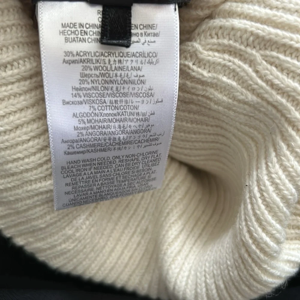 BCBGMaxazria sweater - Picture 5 of 6